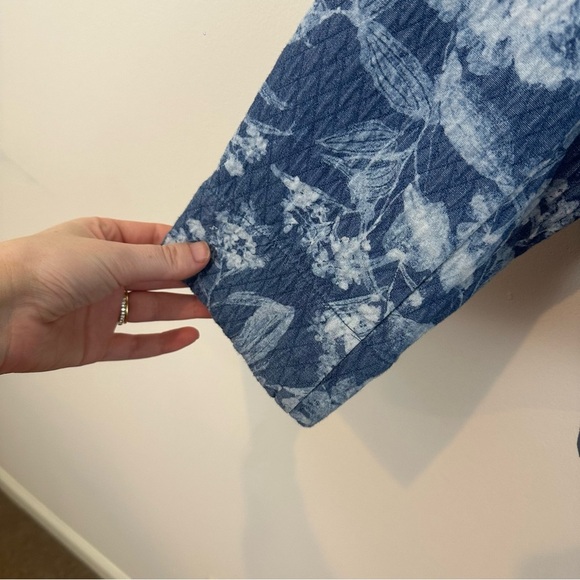 Isaac Mizrahi Quilted Jacket Blue Denim Floral Size XL Women's - Picture 4 of 10